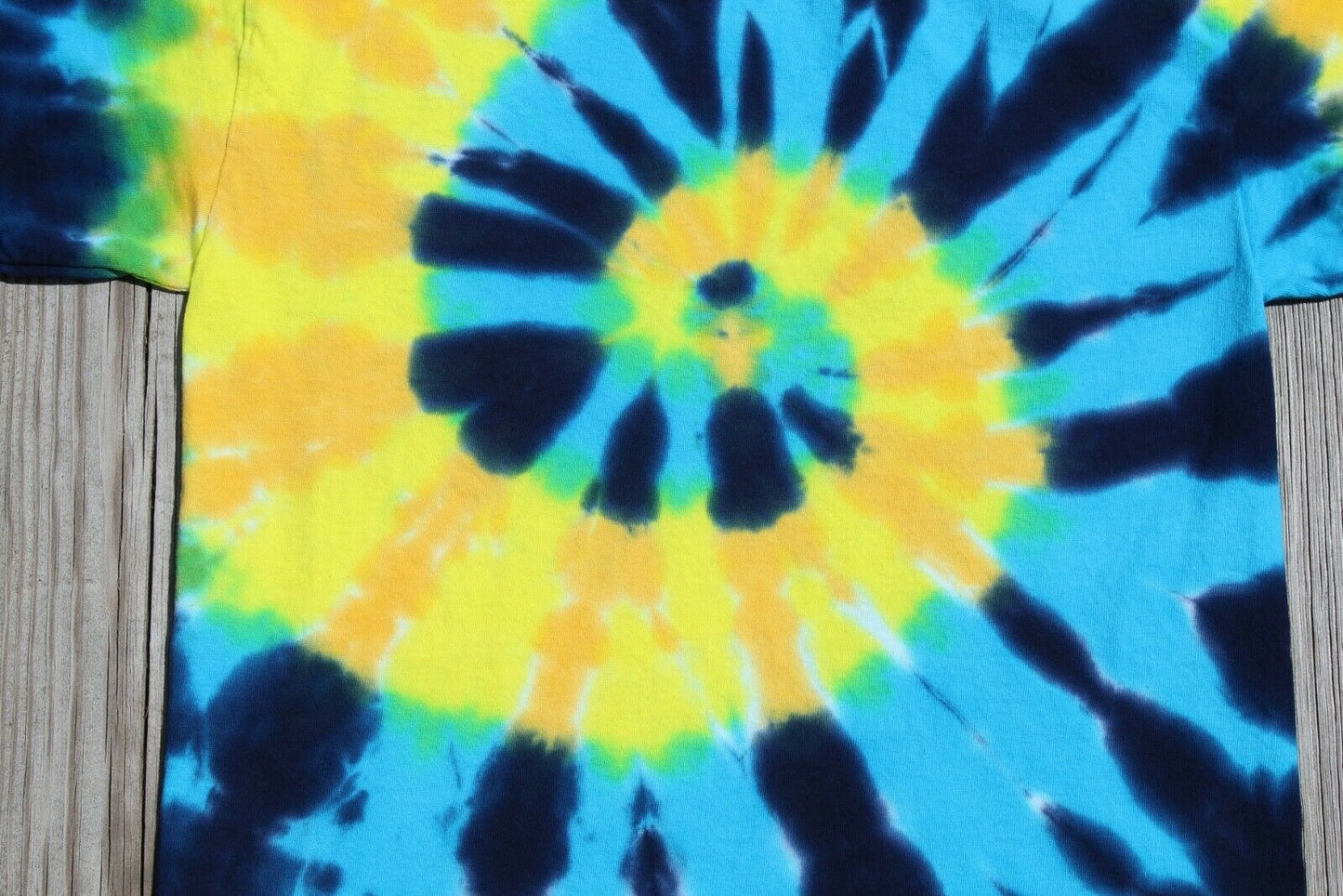 Tie Dye T-Shirt KIDS Medium SPIRAL Blue & Yellow