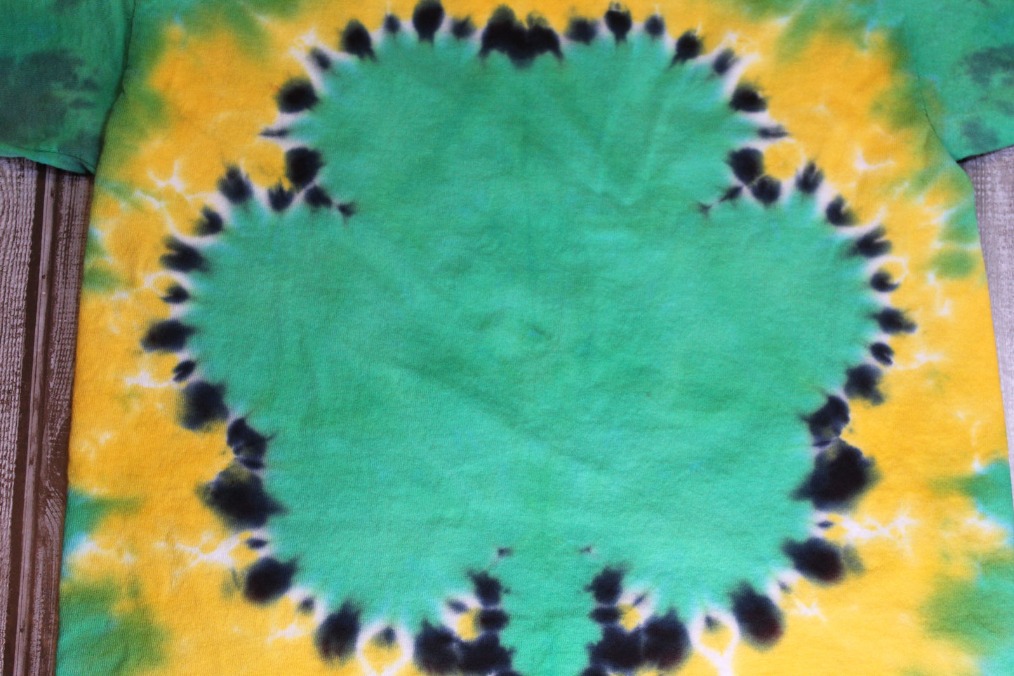 Shamrock Tie Dye T-Shirt KIDS Small