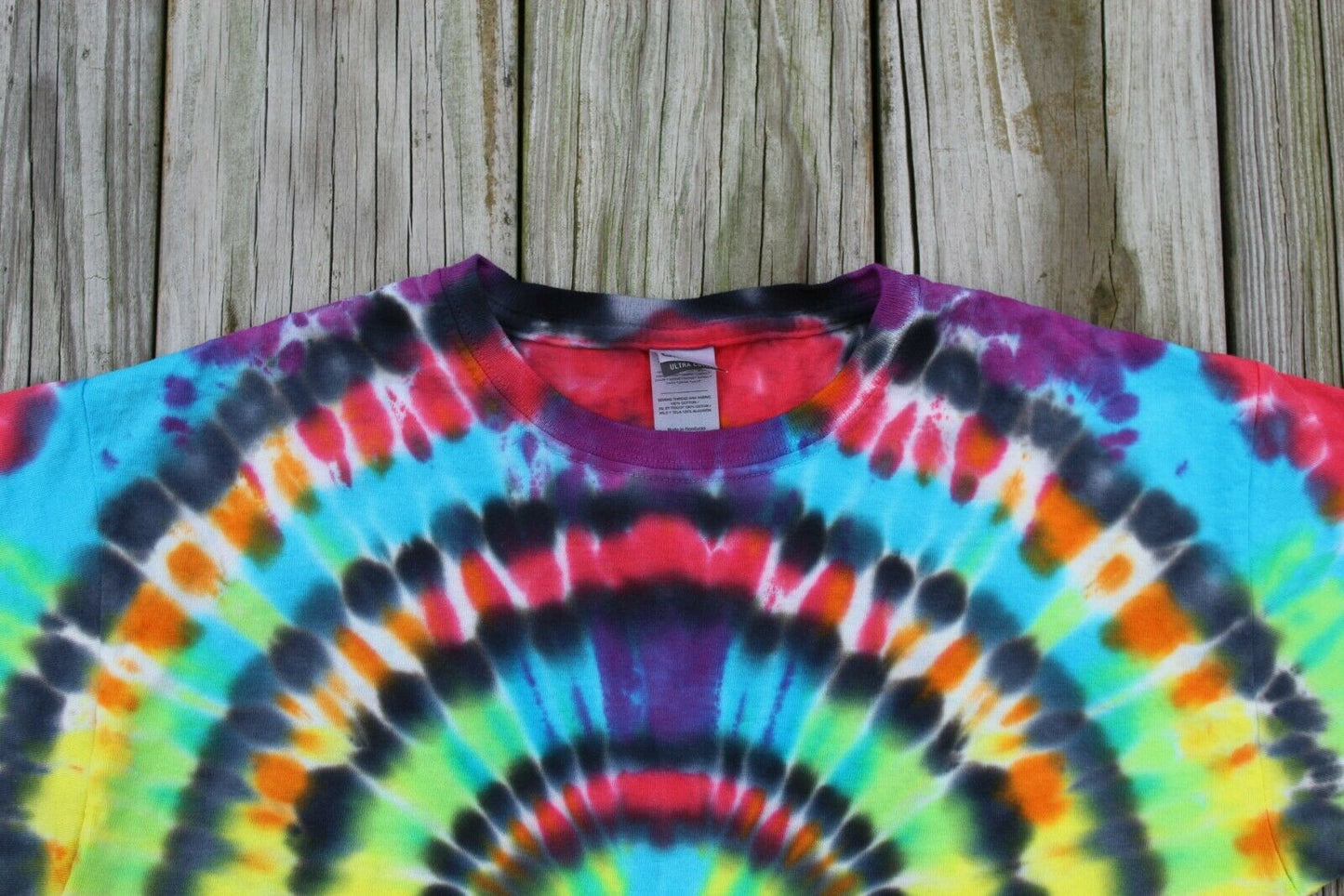 Hologram Tie Dye T-Shirt KIDS XL Rainbow Concentric Circles